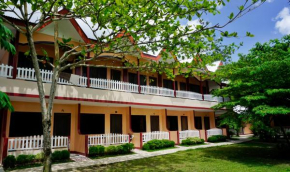  JBR Tourist Inn  San Vicente